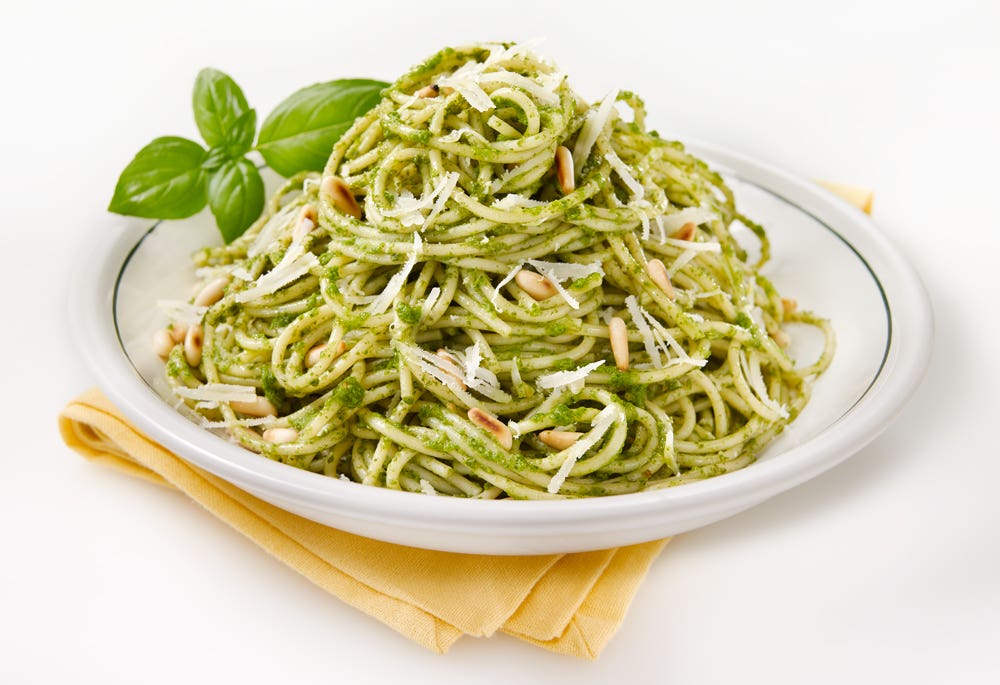 Spaghetti with pesto