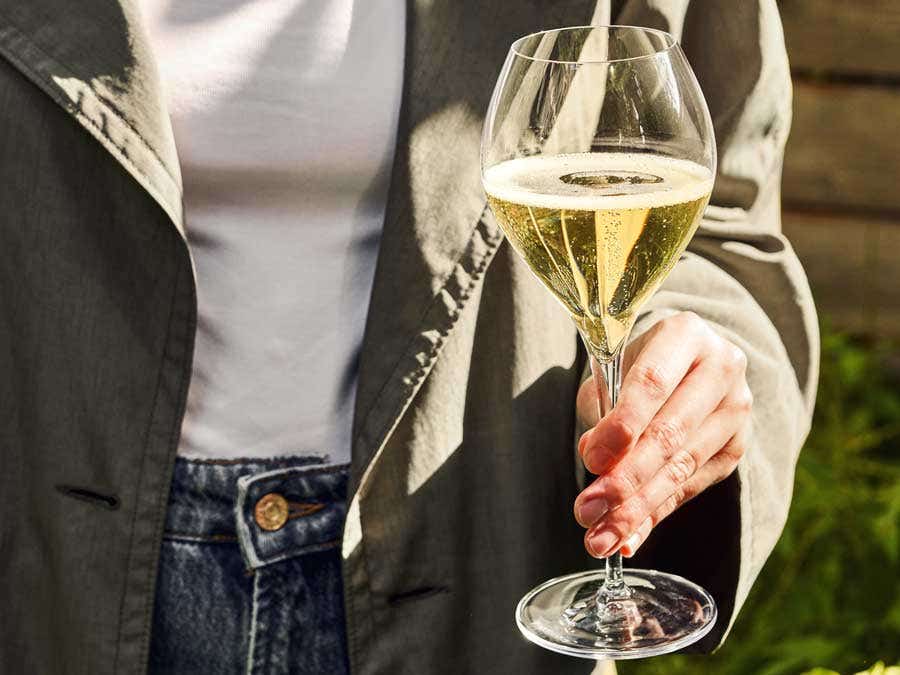 6 bubblies from around the world to send off summer