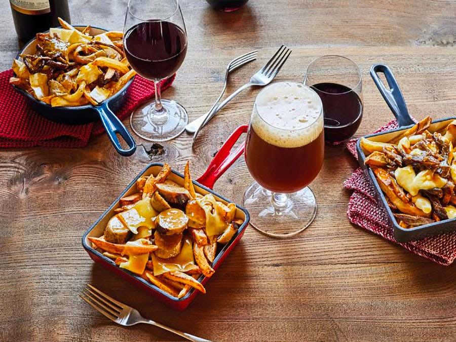 What to drink with poutine?