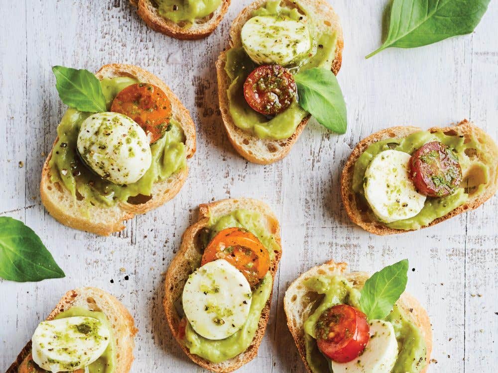 bouchées de bocconcini et guacamole