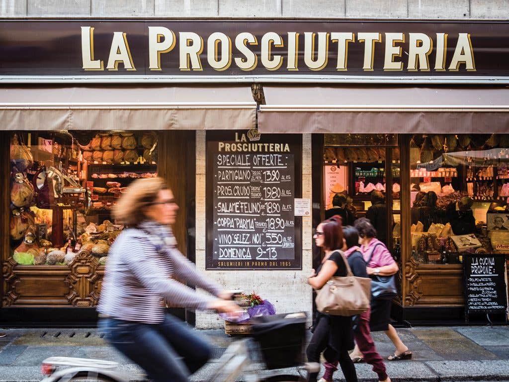 Commerce de charcuteries en Italie