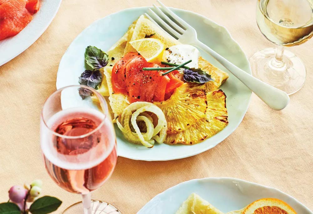 Smoked salmon crepe platter 