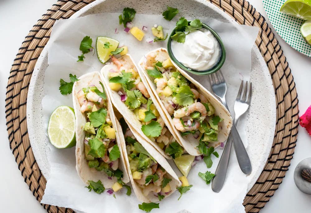 Tacos de crevettes et avocat