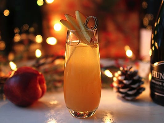 Bellini cocktail