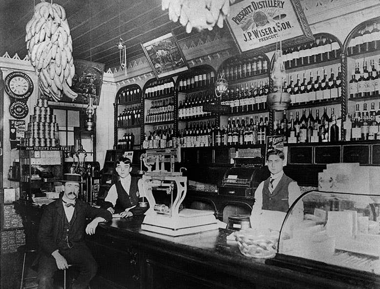 Épicerie Birs à Longueuil, datant de 1900.