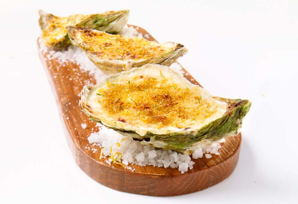 Oysters au gratin with Quebec cheese and citrus zest