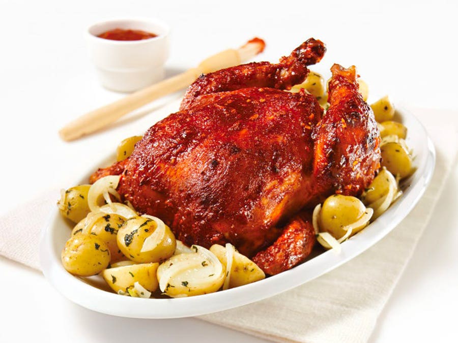 Barbecue beer can chicken