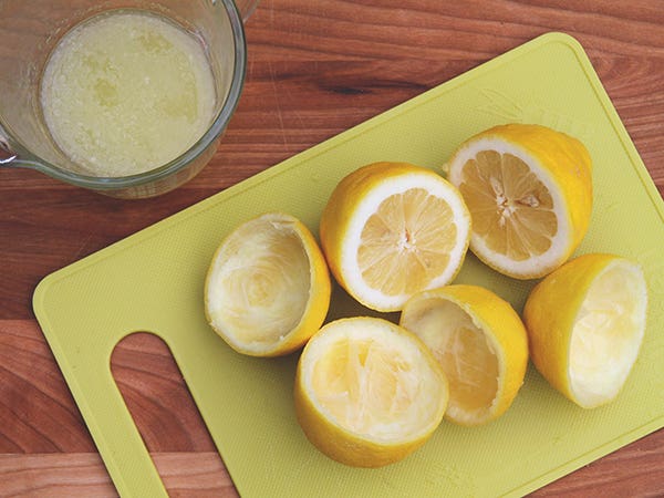Limonade-vodka à la fraise - Couper les citrons Limonade-vodka à la fraise - Couper les citrons