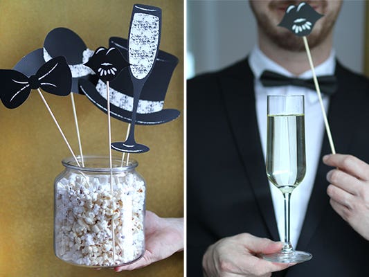 Photobooth accessories